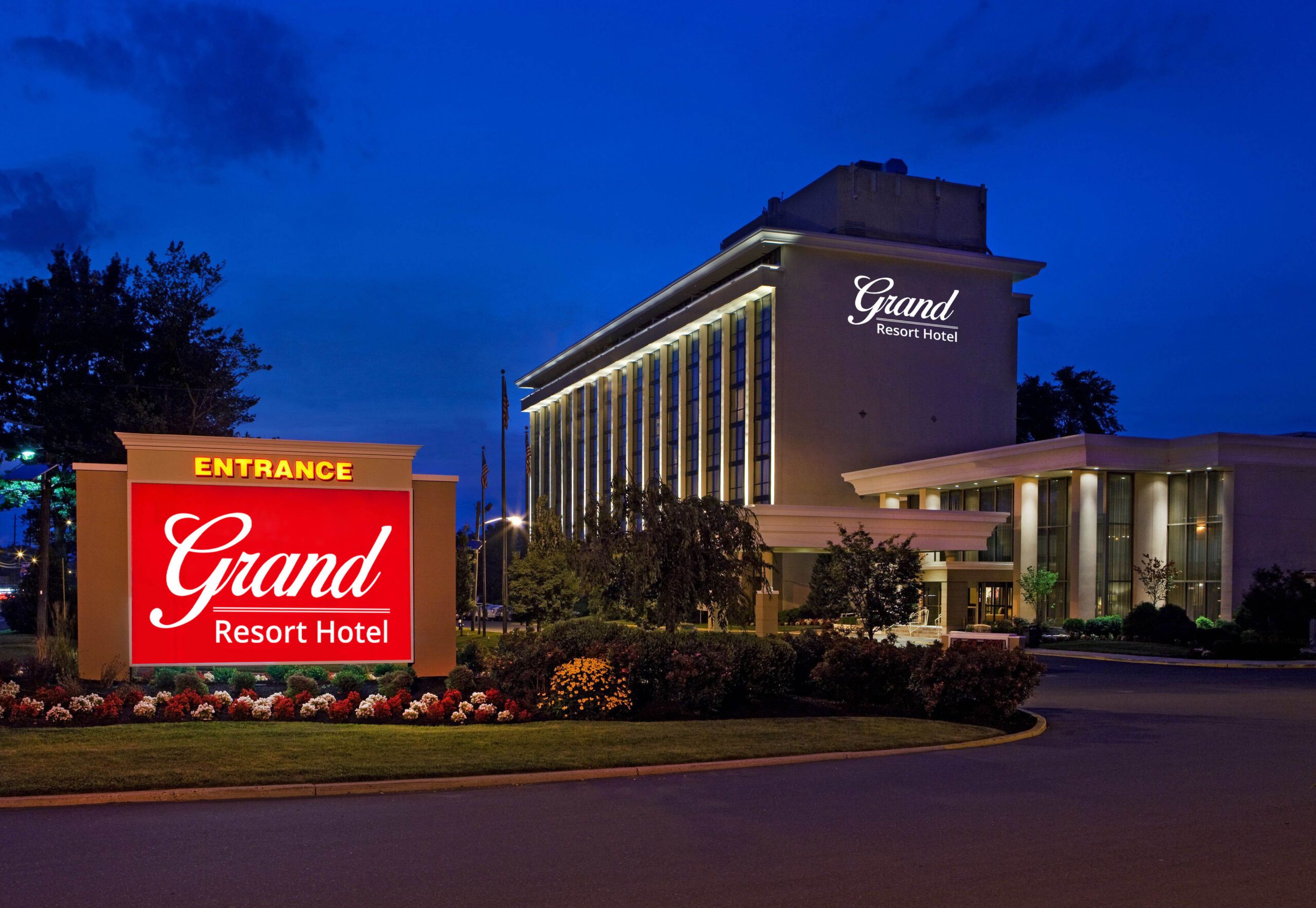 Grand Resort Hotel Entrance